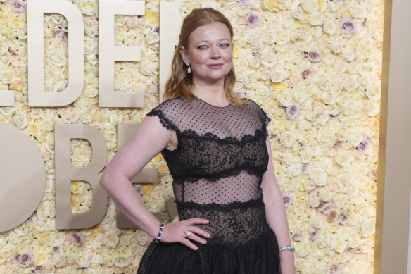 Sarah Snook arrives at the 81st Golden Globe Awards.