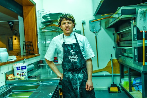 Fynn Barker, a casual cook at Smalltime Group pizza in Brunswick, said “missing a week of work would put me in a pretty tough spot”. 