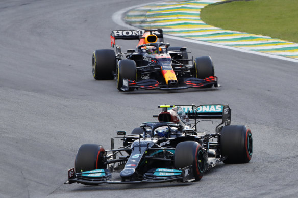 Valtteri Bottas leads Max Verstappen in the sprint race.