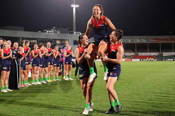 Kate Hore was chaired off after playing her 100th AFLW match.