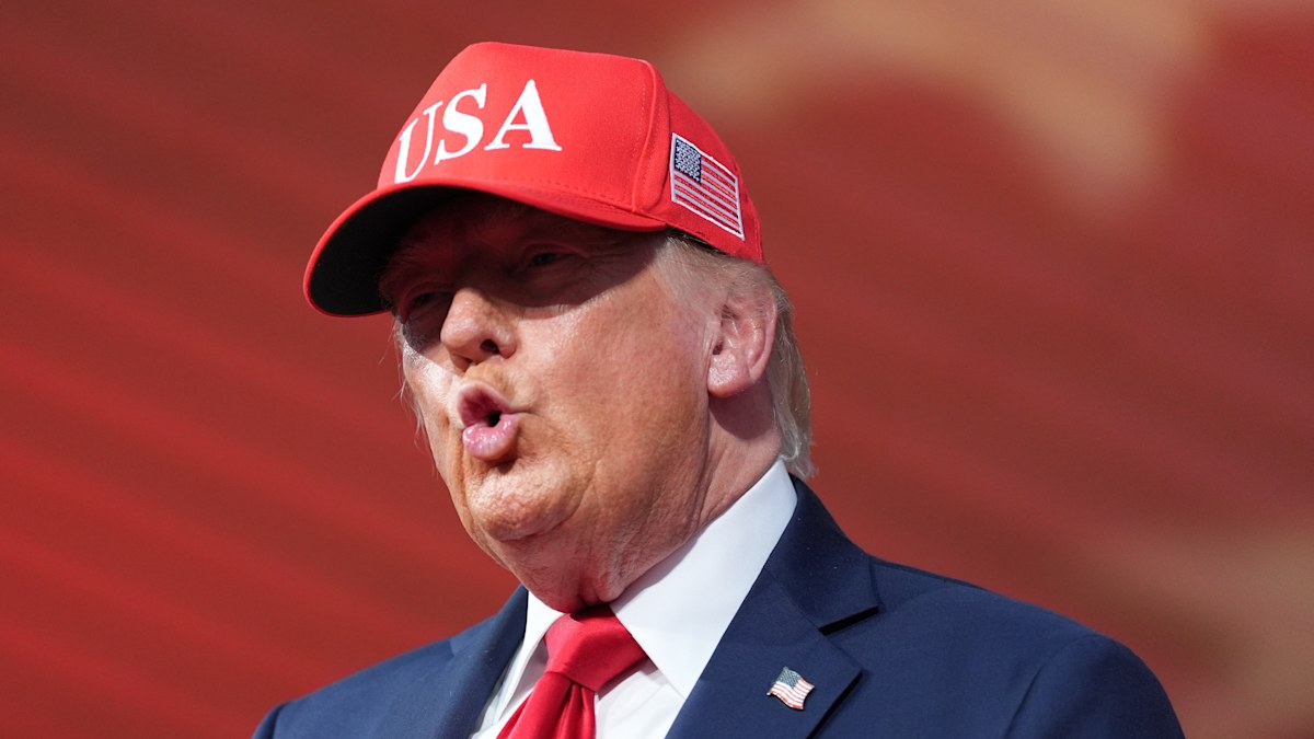 Trump schließt Grönland-Abkommen Monate nach Drohung mit gewaltsamer ...