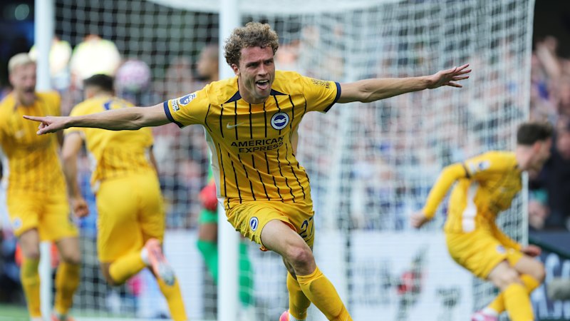 Liverpool, Chelsea and Man United lose on day of late drama