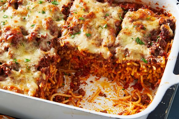 RecipeTin Eats (Nagi Maehashi) SOS recipe: bolognese pasta bake.