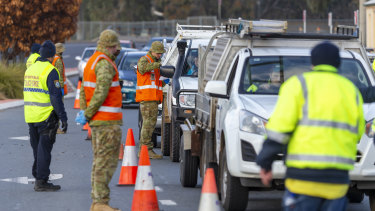 Coronavirus Australia: Opening up state borders makes sense