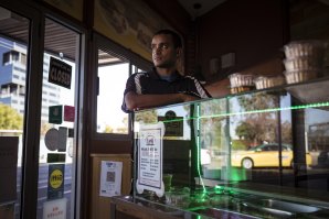 Green Leaf Kebabs and Bakery owner Abdu Mohamed has warned the situation for Victorian businesses is dire. 