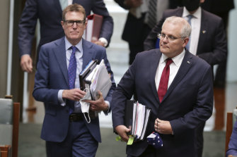 The Law Council of Australia warns if Christian Porter and Scott Morrison delay a federal integrity watchdog further, Australia may fall behind its UN obligations.