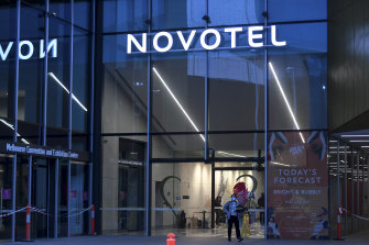 The main entrance of Novotel South Wharf.