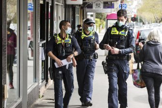 Police on the street in Ripponlea.