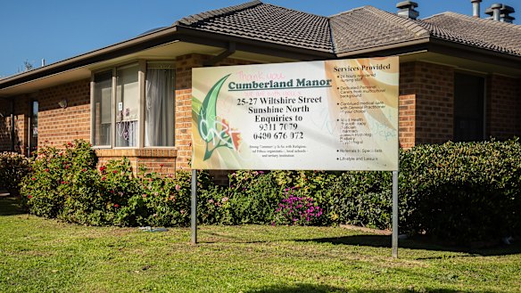 Cumberland Manor in Sunshine North.