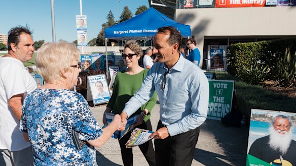 Liberal candidate Dave Sharma asked cyber terrorism experts to investigate the source of the emails. 