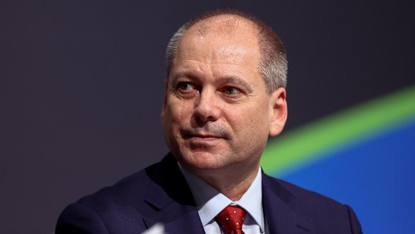 The centrepiece of Westpac chief executive Peter King’s recovery plan is a $2b cost-cutting drive.