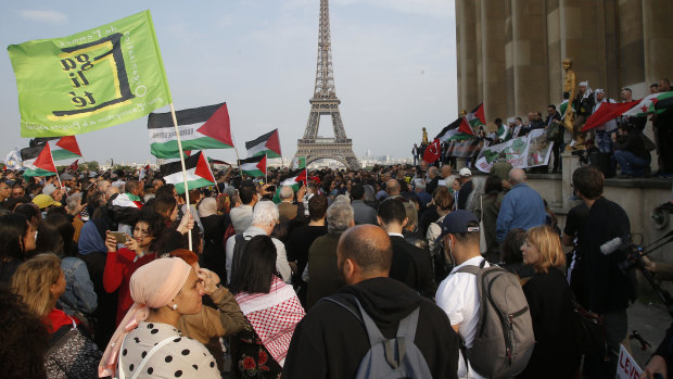Demonstrators gather in Paris' Trocadero plaza to protest Israel's use of force along the Gaza Strip.  