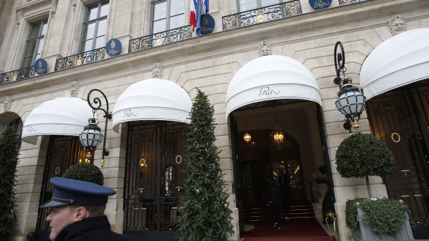 Paris police have recovered some jewels stolen from the Ritz Hotel in a multimillion-euro robbery attempt in January.