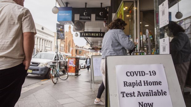 A new survey has revealed the problems many people face when trying to get tested for COVID-19.