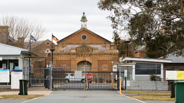 A prison nurse was found to have smuggled items into Goulburn Correctional Centre.