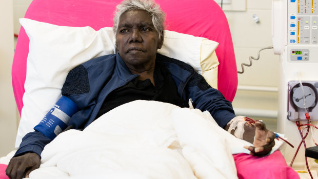 Gundimulk Wanambi Marawili gets dialysis treatment at Purple House in Alice Springs.