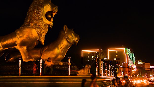Sihanoukville's Golden Lion monument and nearby JinBei casino. 