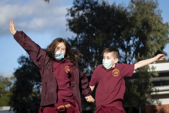 The Victorian government recommendations on mask-wearing in schools will change this week when the pandemic declaration ends.