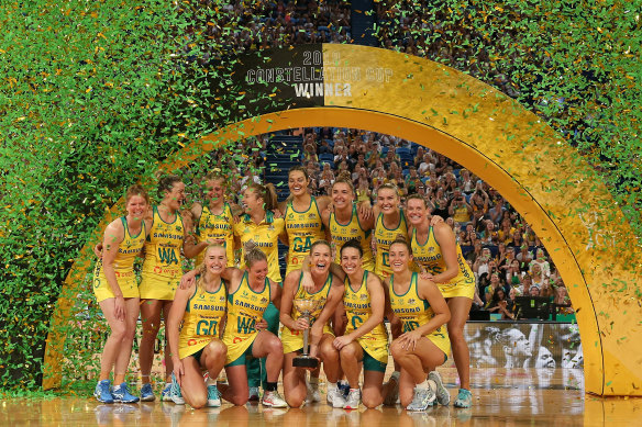 The Australian Diamonds celebrate with the Constellation Cup in 2019.
