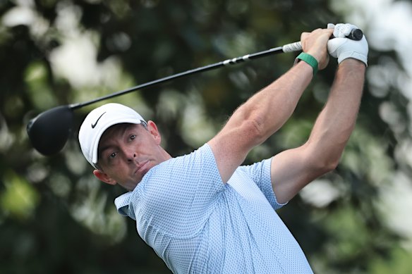 Rory McIlroy has fought off a shaky start to have the US Masters in one hand as he takes on the final two holes. 