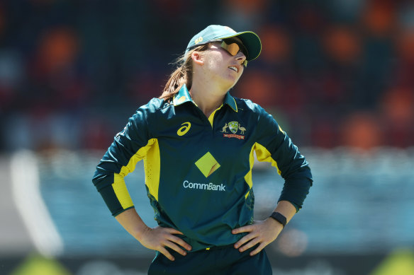 Georgia Wareham of Australia reacts after an attempted catch.
