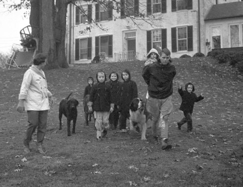 Ethel Kennedy with, from left, Courtney, 3, Kathleen, 8, Joseph Patrick, 7, Bobby, 5, husband Robert, with Michael, 18 months, on his back, and David, 4, and sundry pets in 1959.
