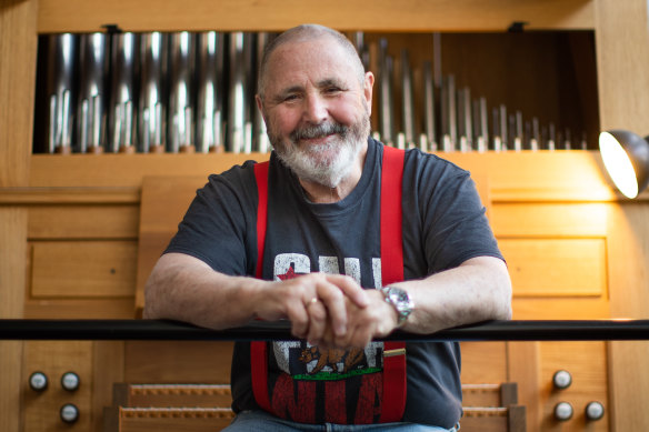 Richard Mills: “The reason this project is special is that we work with these wonderful inspiring young people to create something together.″⁣