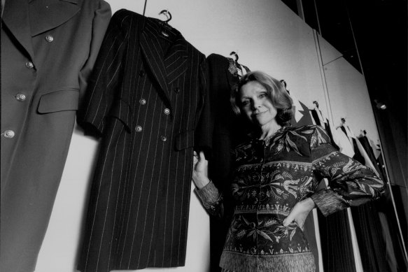 Carla Zampatti in her city store in 1992.