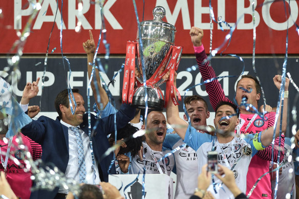 Melbourne City hoist the FFA Cup in 2016.