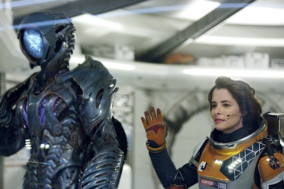 Parker Posey as Dr Smith in the Netflix reboot of Lost In Space. 