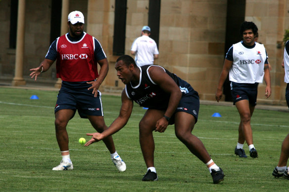 Nemani Nadolo, who was formerly known as Ratu Nasiganiyavi, at Waratahs training in 2008.