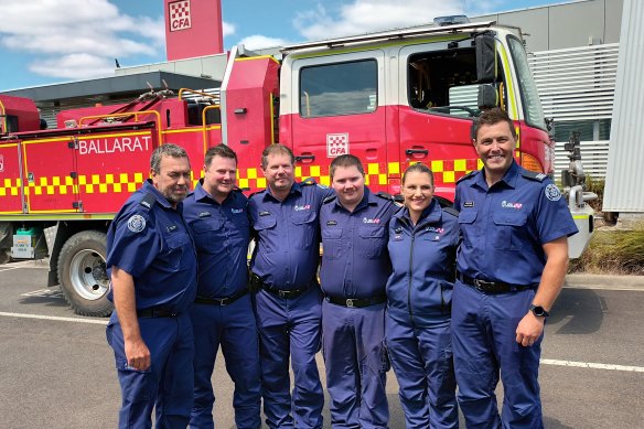 Eureka Group Strike Team leader Alistair Couzenes (left) with the five crew members involved in the “burnover”, Jeremy Gumley, Brett Marshall, Liam Ryan, Georgia Cook and Jarrod Pegg.