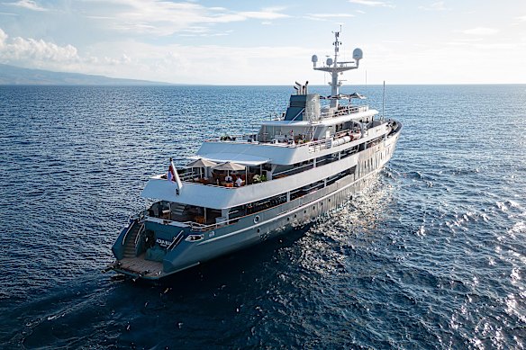 Aqua Expeditions boat Aqua Blu combines adventure with luxury.