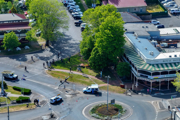 An aerial view of the crash scene.