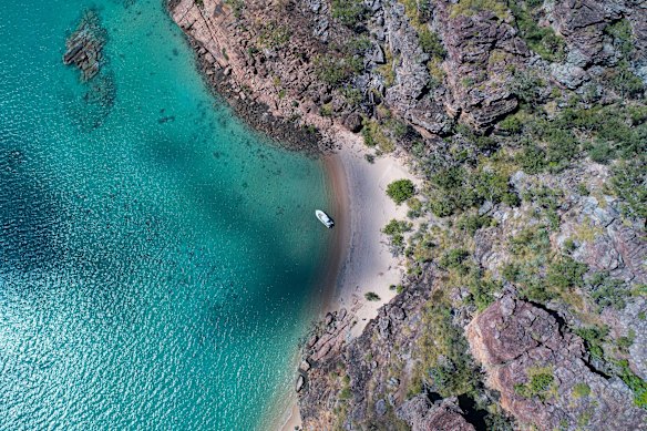 Gulf of Carpentaria island Groote Eylandt.
