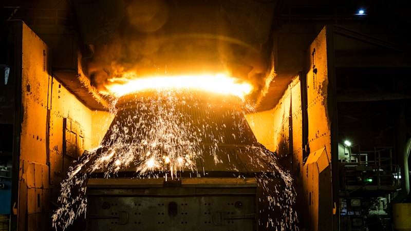 Billionaire Stokes stalks BlueScope with new $15b offer