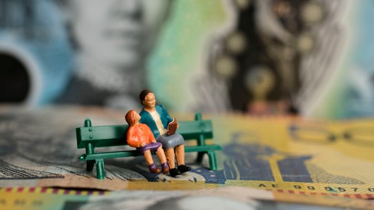 The superannuation sector and financial aid services want research to uncover how many women have been coerced to withdraw money from their superannuation. 