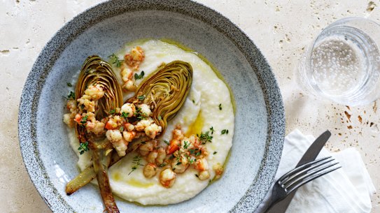 Globe artichokes with sauteéd prawn.