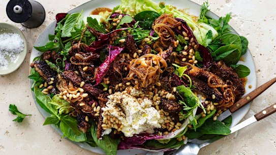 Maltagliata of beef with balsamic dressing.