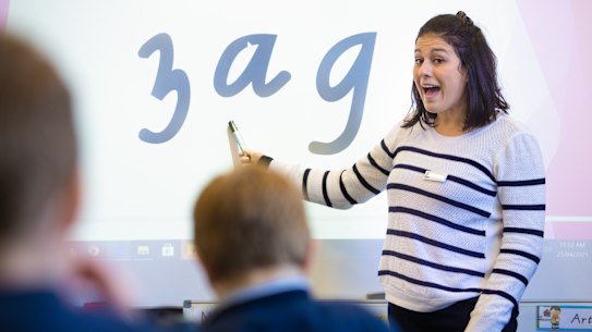 Justine Gallo teaching a prep class at Chelsea Primary in 2021.