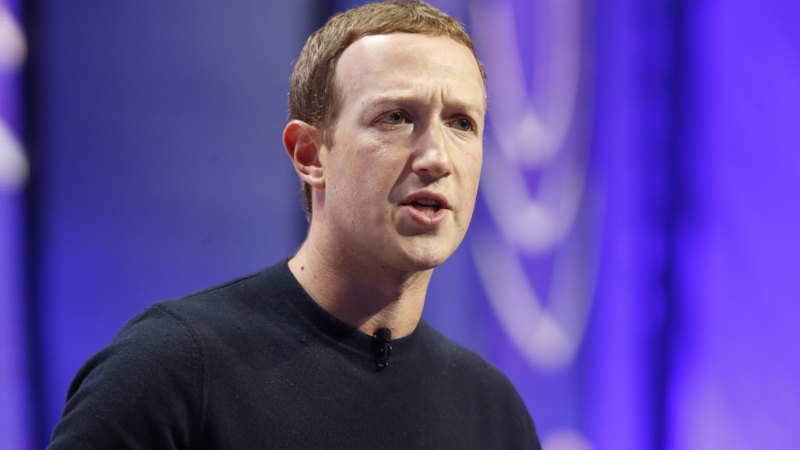 Facebook makes its ChatGPT rival Llama free to use