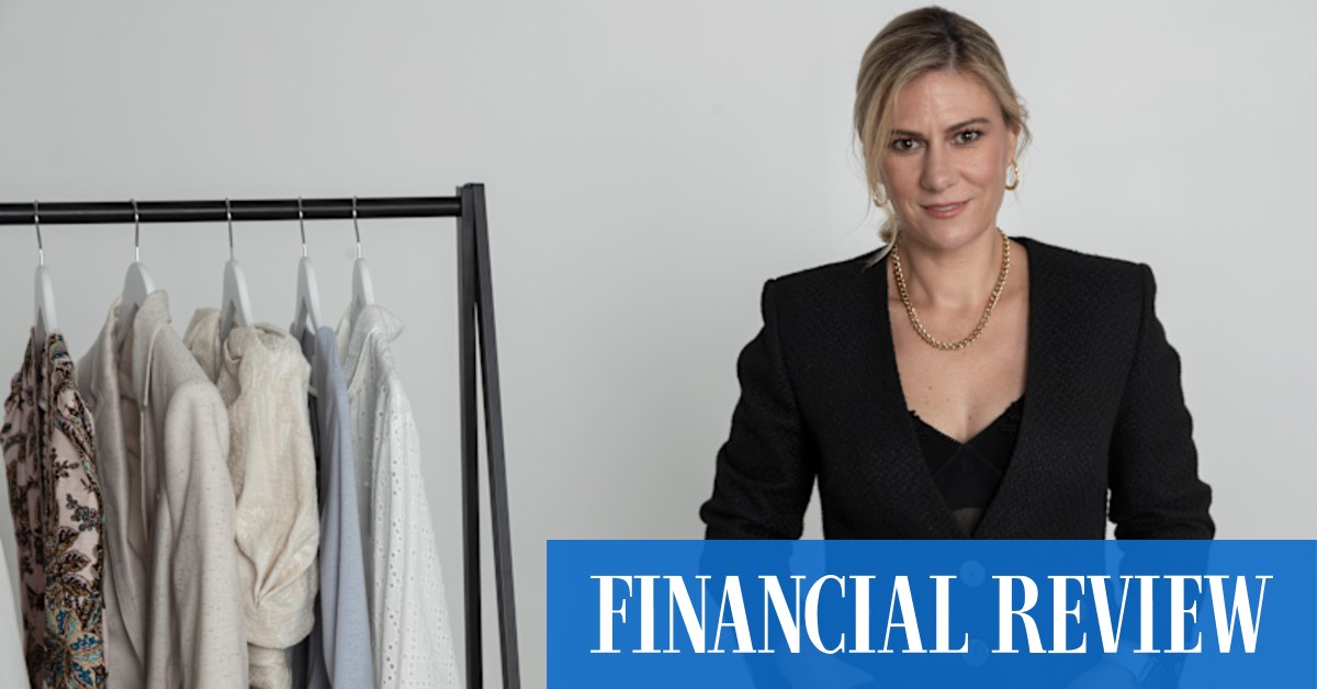 afr.com - Lauren Sams - David Jones dumps chief executive, promotes Berchtold to top job