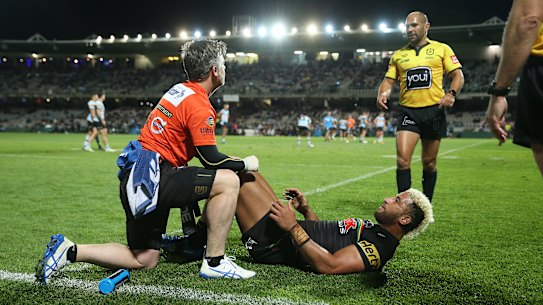 Viliame Kikau injured his hamstring against the Sharks, with the Penrith trainer calling for the game to be stopped.