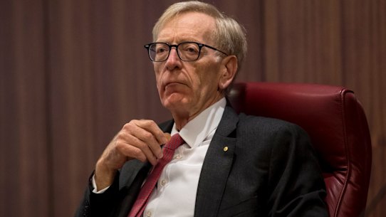 ANZ sorry for not giving key emails to banking royal commission