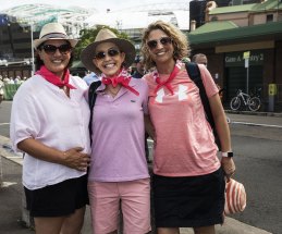 Piki Lawson, Rebecca Dam and Anna Crawford meet up to enter the Sydney Cricket Ground. 