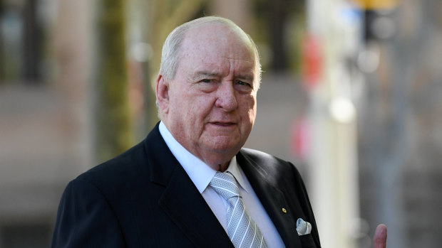 Broadcaster Alan Jones has settled a lawsuit with SBS.
