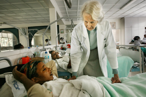 Dr Catherine Hamlin at the Addis Ababa Fistula Hospital & Bahir Dar Fistula Clinic in Ethiopia in 2008.