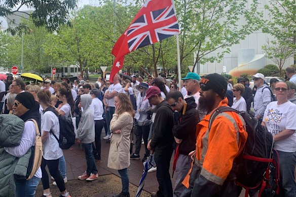 Anti-vax protestors at the protest.