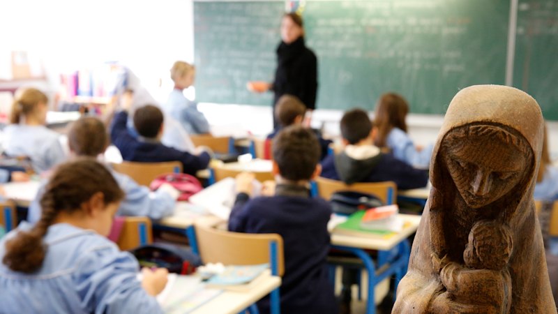 ‘Reclaim the classroom’: Catholic school discipline goes back to basics