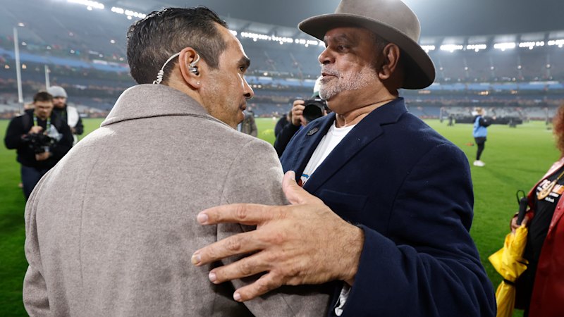AFL live: Debut Don praised by Scott as Michael Long opens Dreamtime at the ’G